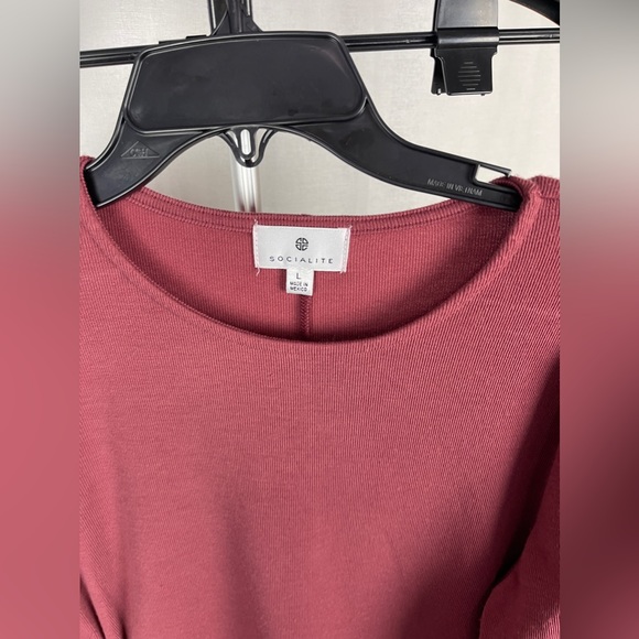 Socialite Side Cutout Red Long Sleeve Dress Size Large NWT - Picture 9 of 11